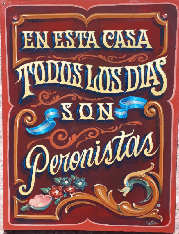 Ornamento fileteado para pared